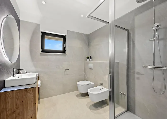 Luxury Del Sol - Heated Pool & Hot Tub