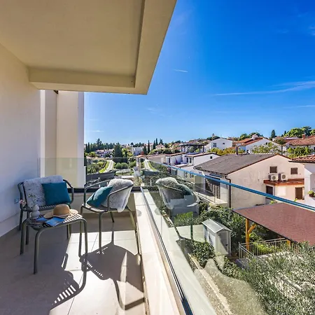 Luxury Del Sol - Heated Pool & Hot Tub Villa Premantura