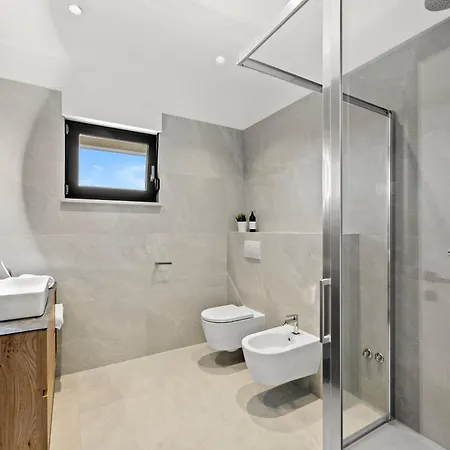 Luxury Del Sol - Heated Pool & Hot Tub