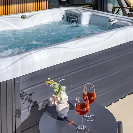 Villa Luxury Del Sol - Heated Pool & Hot Tub *