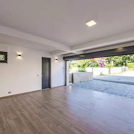 Luxury Del Sol - Heated Pool & Hot Tub *